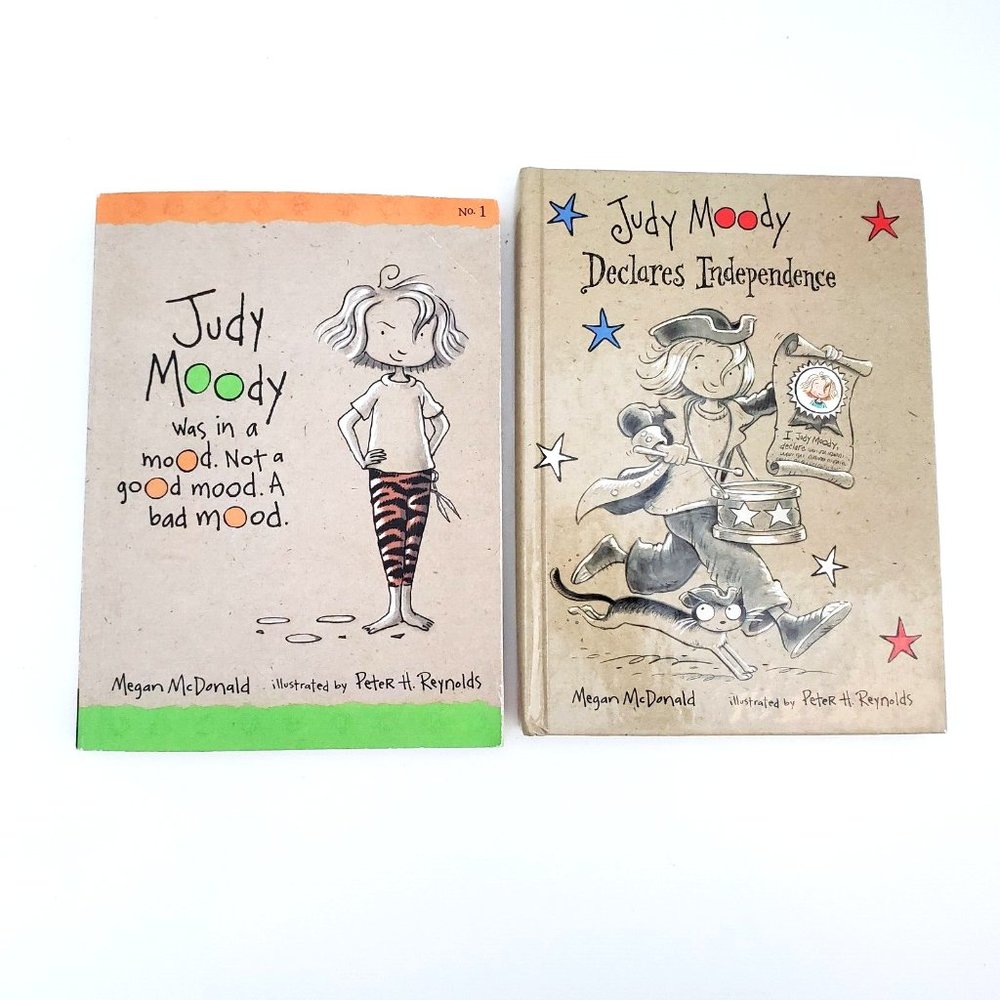 Lot of 2 Judy Moody Early Reader Chapter Paperback Books by Megan McDonald